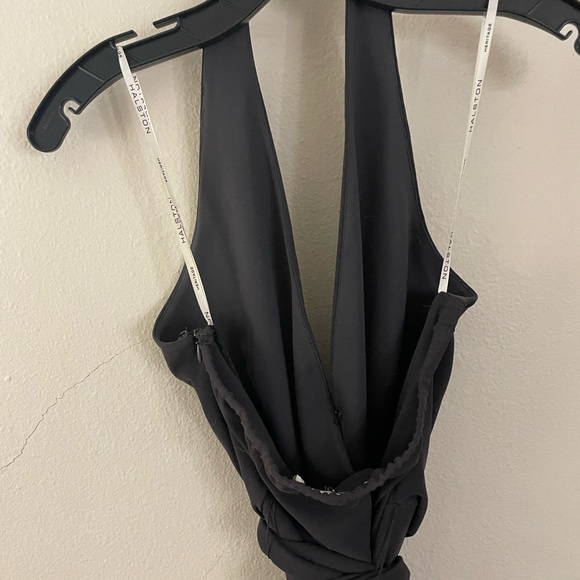 Halston Heritage Grey Crepe Jumpsuit, size 8 - Picture 4 of 4